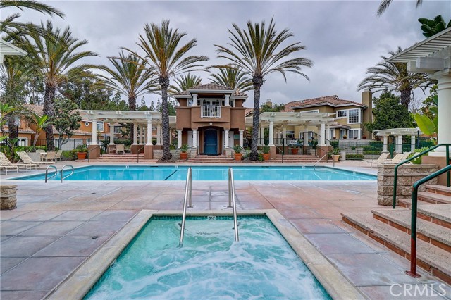 22 Matisse Circle, Aliso Viejo CA: https://media.crmls.org/medias/c5282b29-ecd3-4505-8df3-a533a9c80d22.jpg