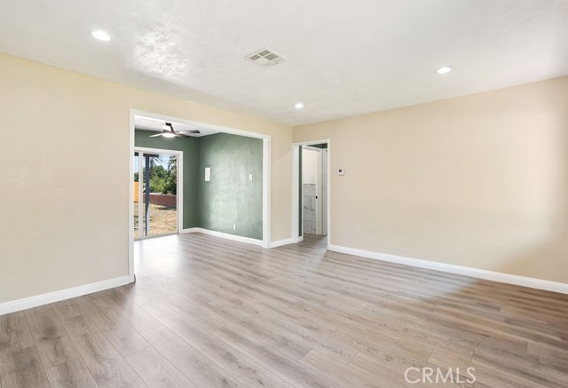 19170 Envoy Avenue, Corona CA: https://media.crmls.org/medias/c52841af-095e-42f7-88e5-5353cedf550e.jpg