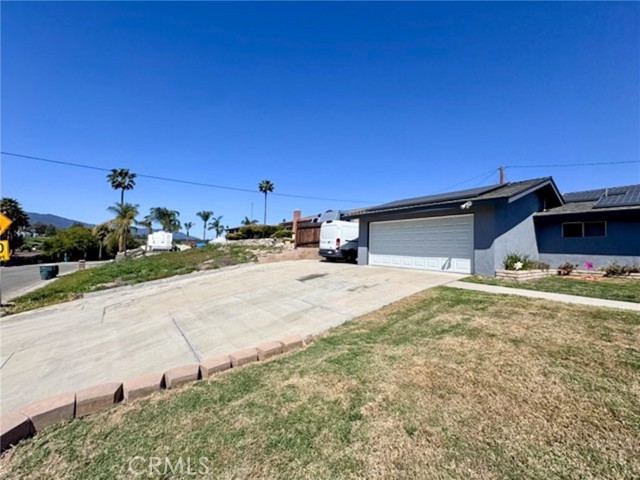 Detail Gallery Image 4 of 47 For 8060 Santa Rita St, Corona,  CA 92881 - 3 Beds | 2 Baths