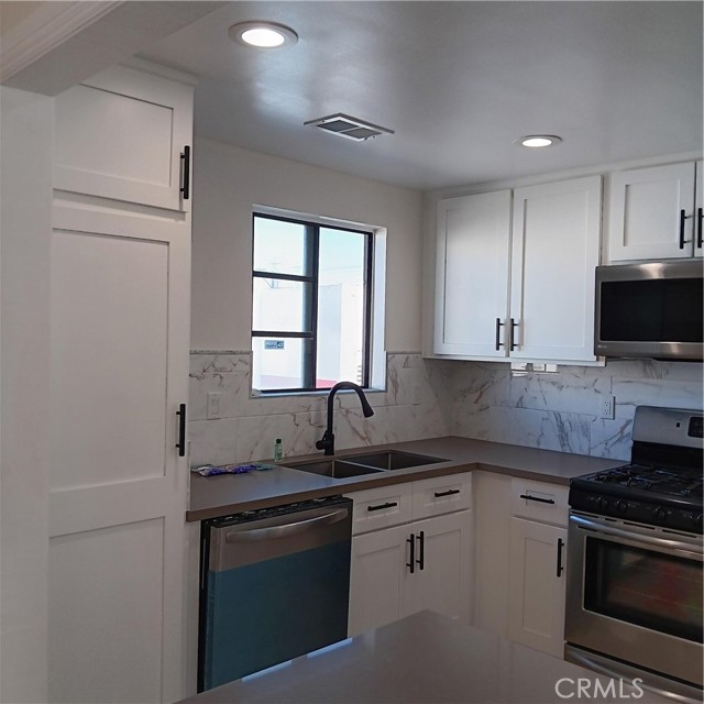 Detail Gallery Image 2 of 48 For 1419 W 179th St #16,  Gardena,  CA 90248 - 2 Beds | 2/1 Baths