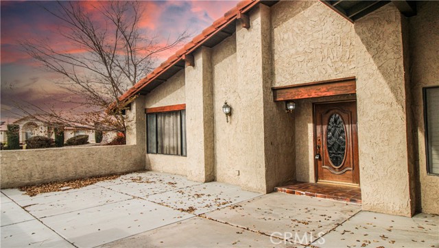 Detail Gallery Image 6 of 40 For 19976 Eyota Rd, Apple Valley,  CA 92308 - 3 Beds | 2/1 Baths