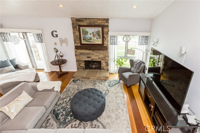 33 Seaview Drive S, Rolling Hills Estates, California 90274, 3 Bedrooms Bedrooms, ,2 BathroomsBathrooms,Residential,Sold,Seaview Drive S,SB17028621