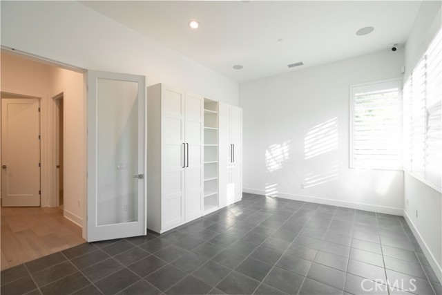20043 Mersey Lane, Porter Ranch CA: https://media.crmls.org/medias/c529c065-65d2-4f9a-b75b-e275eb282a4d.jpg