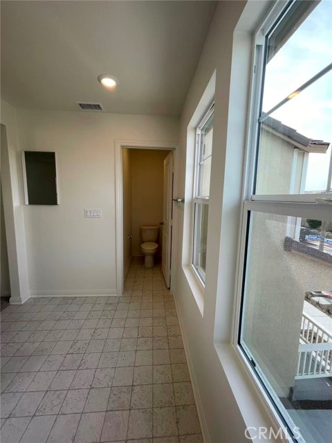 Detail Gallery Image 12 of 16 For 16129 Alamo Ct, Chino,  CA 91708 - 3 Beds | 2/1 Baths