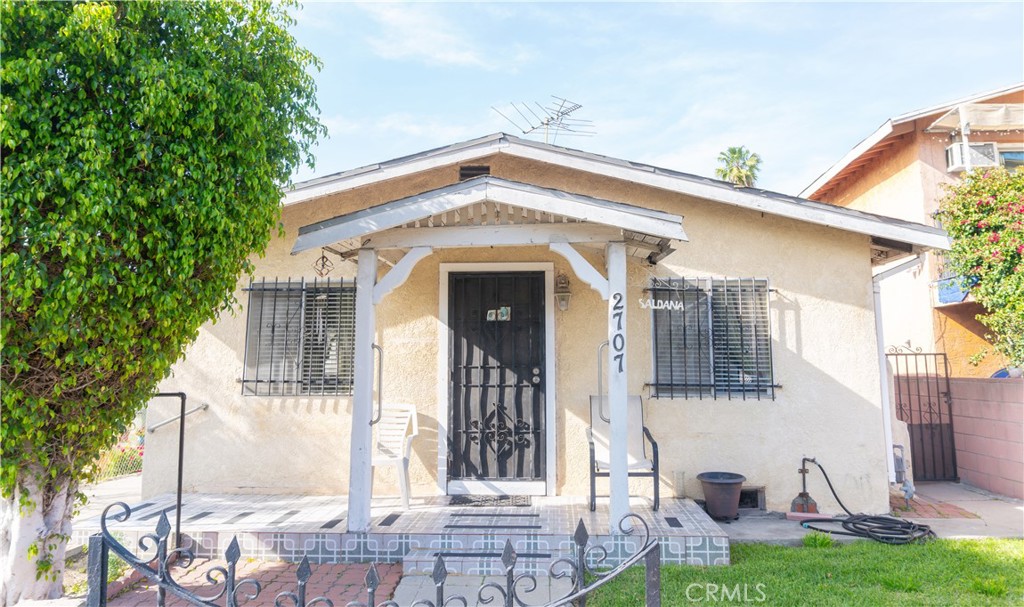 2707 MARENGO Street