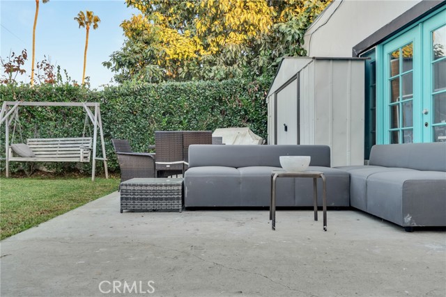 5340 S Harcourt Avenue, Los Angeles CA: https://media.crmls.org/medias/c52c2bc9-cc47-46f6-8f24-a950694820a9.jpg