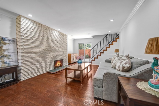 Detail Gallery Image 8 of 41 For 100 Arthur, Arcadia,  CA 91007 - 5 Beds | 3/1 Baths