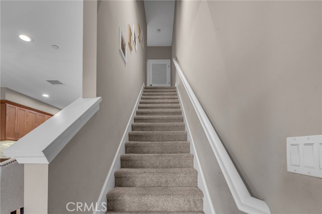 Detail Gallery Image 18 of 33 For 9311 Alondra Bld #5,  Bellflower,  CA 90706 - 3 Beds | 3 Baths