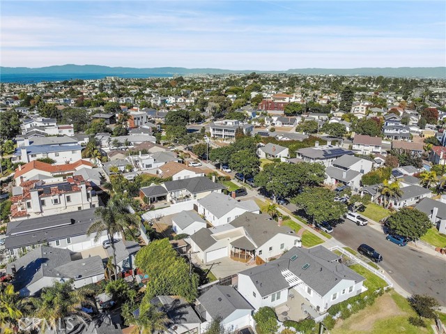 Detail Gallery Image 5 of 44 For 1217 Ynez Ave, Redondo Beach,  CA 90277 - 3 Beds | 2 Baths