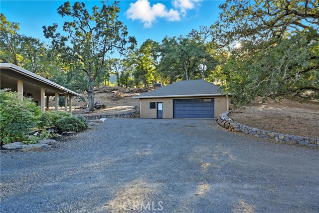 Image 23 of 42 For 17205 Black Oak Hill