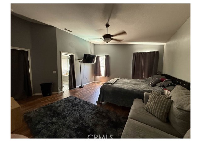 721 Aspen Glen Lane, Beaumont CA: https://media.crmls.org/medias/c5313d03-2a70-419a-9f73-65961dee524b.jpg