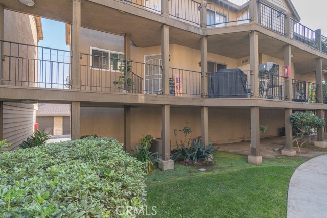 Detail Gallery Image 20 of 25 For 4201 W 5th St #202,  Santa Ana,  CA 92703 - 2 Beds | 1 Baths