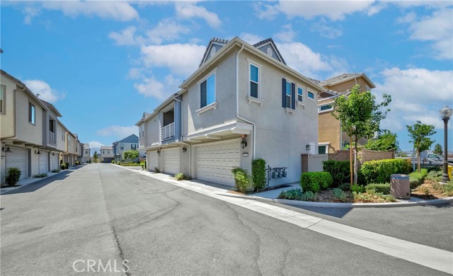 16145 Sandpiper Avenue, Chino CA: https://media.crmls.org/medias/c531affe-6ad0-4668-a186-5c3779338967.jpg