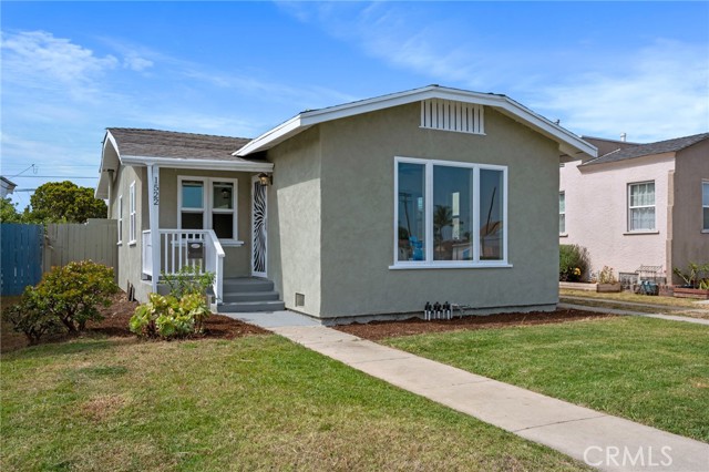 Detail Gallery Image 1 of 1 For 1522 255th St, Harbor City,  CA 90710 - 2 Beds | 2 Baths