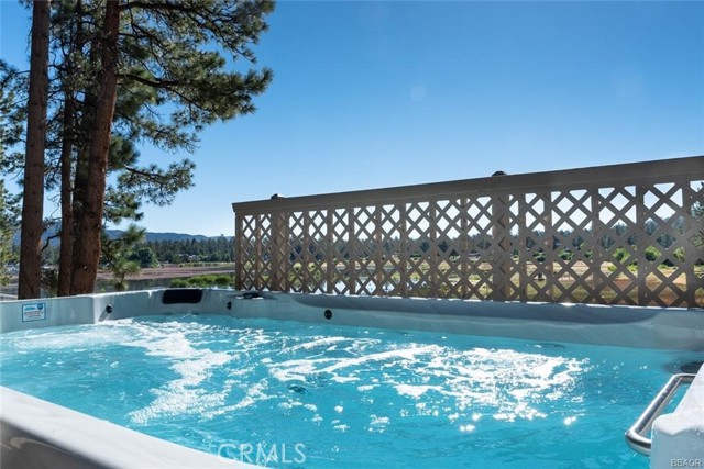 Detail Gallery Image 8 of 45 For 661 Cienega Rd, Big Bear Lake,  CA 92315 - 5 Beds | 3/1 Baths