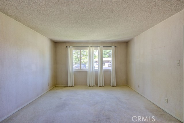 Detail Gallery Image 8 of 32 For 684 Vallie Ct, Merced,  CA 95340 - 4 Beds | 2 Baths