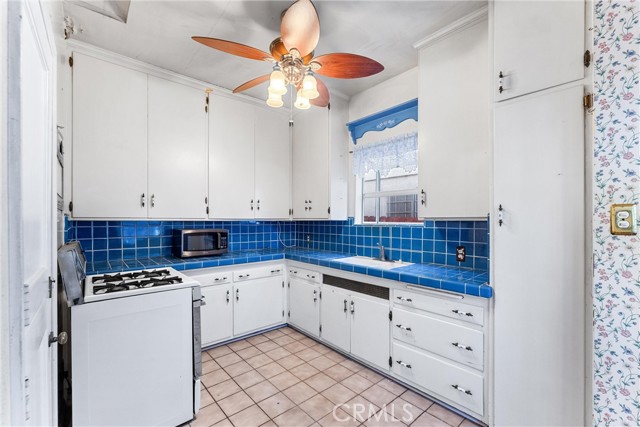 Detail Gallery Image 11 of 42 For 3144 Atwater Ave, Los Angeles,  CA 90039 - 2 Beds | 1 Baths