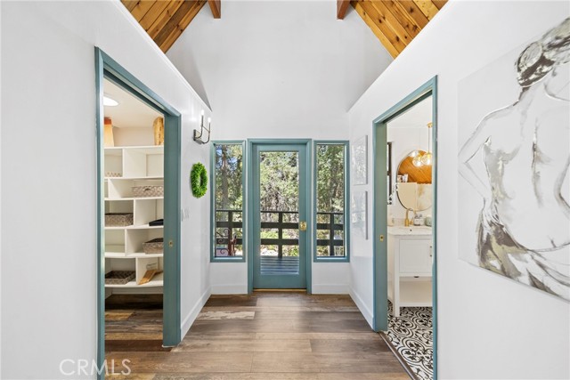 Walk-in-Closet