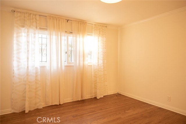 Detail Gallery Image 9 of 24 For 1745 N Mariposa, Los Angeles,  CA 90027 - 1 Beds | 1 Baths