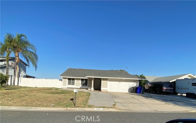 4468 Estrada Dr, Riverside, CA 92509