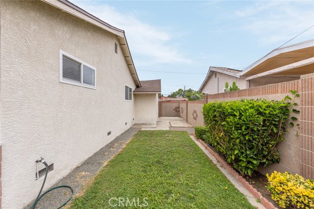 Detail Gallery Image 32 of 34 For 8120 E Woodson Street, Long Beach,  CA 90808 - 3 Beds | 1/1 Baths