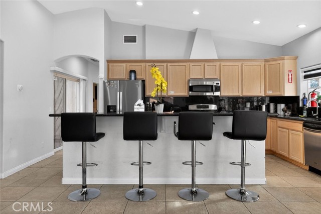 Detail Gallery Image 10 of 30 For 67972 Monterico Rd, Desert Hot Springs,  CA 92240 - 3 Beds | 2/1 Baths