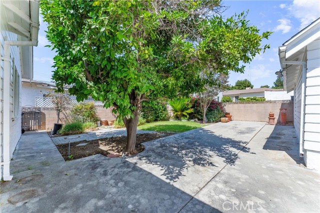 5746 Citrus Avenue, Whittier, California 90601, 2 Bedrooms Bedrooms, ,1 BathroomBathrooms,Single Family Residence,For Sale,Citrus,PW24145398
