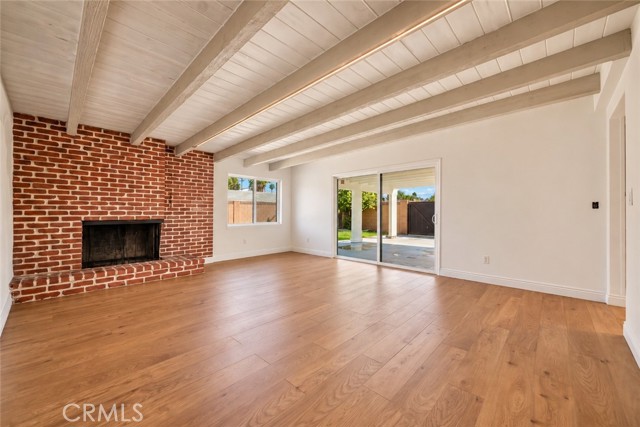 21001 Gault Street photo 8