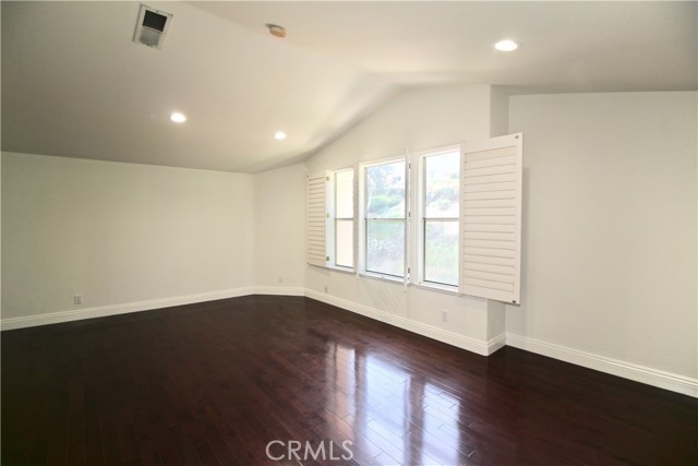 Detail Gallery Image 17 of 18 For 22325 Heritage Pass Pl, Chatsworth,  CA 91311 - 2 Beds | 2/1 Baths