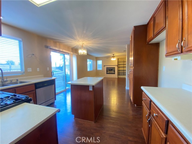 708 Hillview Street, Beaumont CA: https://media.crmls.org/medias/c53a774a-3372-446b-a83d-929dfb076f22.jpg