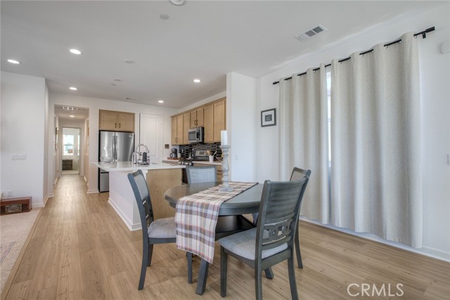 32711 Brunello Way, Temecula CA: https://media.crmls.org/medias/c53ac188-dde0-432e-9757-ed00e2ab3346.jpg