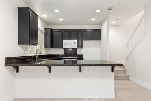 866 Christain Court, Upland CA: https://media.crmls.org/medias/c53b631b-0b8c-40c9-96ed-f98a7913b2b2.jpg