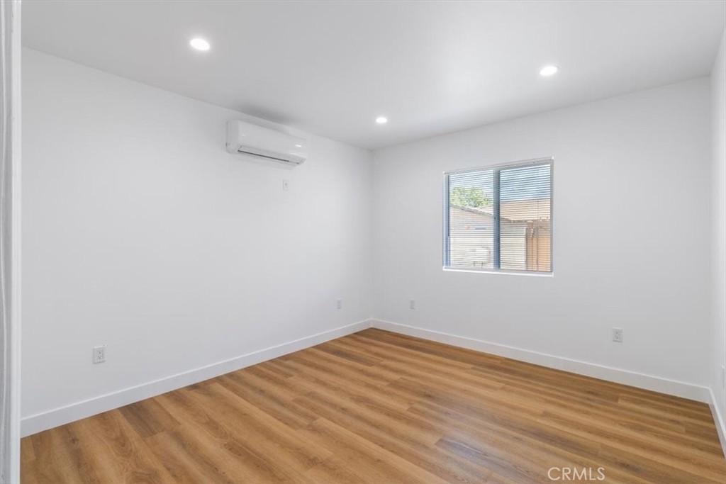 C53B97F0 95Bd 4F3F 8146 B22D65805Cb2 6616 Denver Avenue, Los Angeles, Ca 90044 &Lt;Span Style='BackgroundColor:transparent;Padding:0Px;'&Gt; &Lt;Small&Gt; &Lt;I&Gt; &Lt;/I&Gt; &Lt;/Small&Gt;&Lt;/Span&Gt;