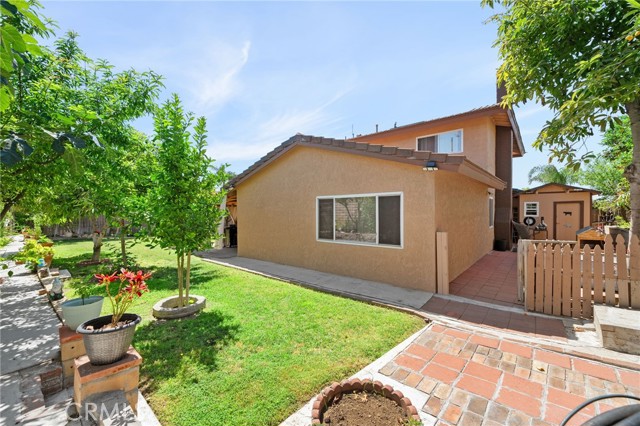 Detail Gallery Image 33 of 39 For 756 W Fontlee Ln, Rialto,  CA 92376 - 4 Beds | 2/1 Baths