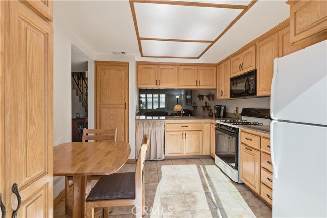 Detail Gallery Image 11 of 30 For 9111 Westminster Ave, Garden Grove,  CA 92844 - 2 Beds | 2/1 Baths