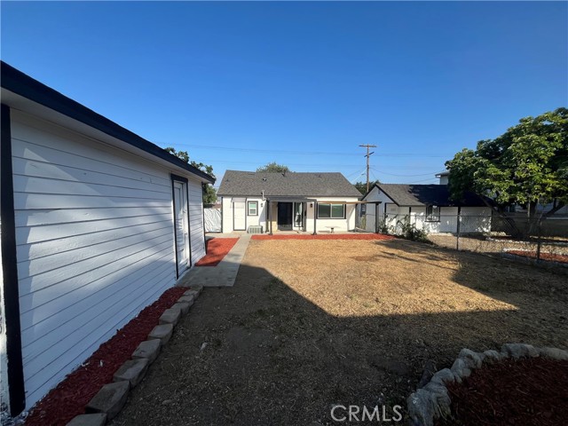 Detail Gallery Image 17 of 18 For 10322 Plainview Ave, Tujunga,  CA 91042 - 2 Beds | 1 Baths