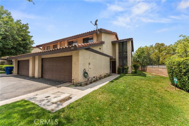Detail Gallery Image 1 of 30 For 6567 Carioca Ln, Riverside,  CA 92506 - 3 Beds | 2/1 Baths