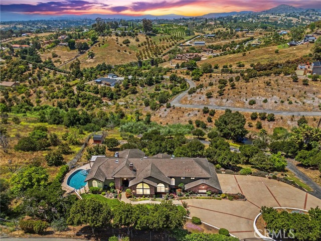 Detail Gallery Image 2 of 50 For 3520 Canonita Dr, Fallbrook,  CA 92028 - 3 Beds | 2/1 Baths