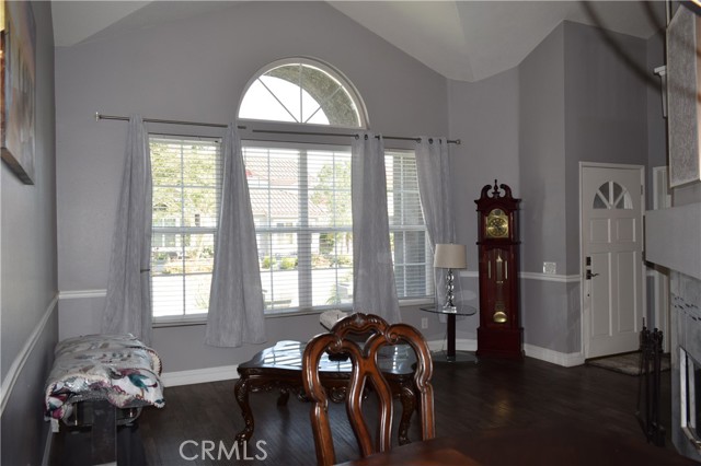3727 Yuba River Drive, Ontario CA: https://media.crmls.org/medias/c54242be-a6d4-443a-a8ae-f2213abdfc9a.jpg