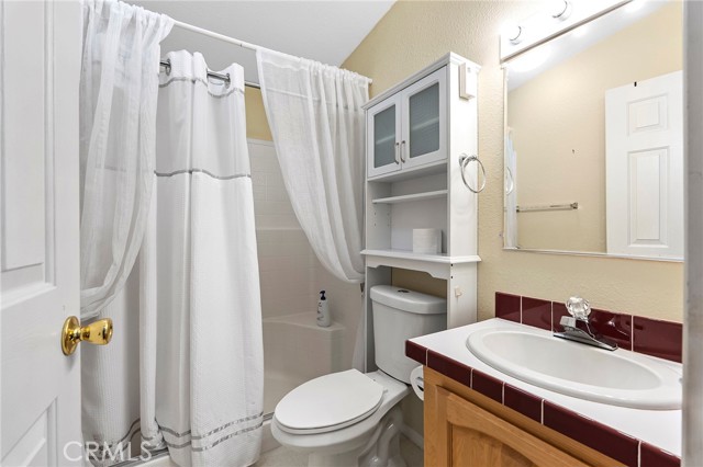 Detail Gallery Image 23 of 37 For 427 Summerwood Pkwy, Oroville,  CA 95966 - 3 Beds | 2 Baths