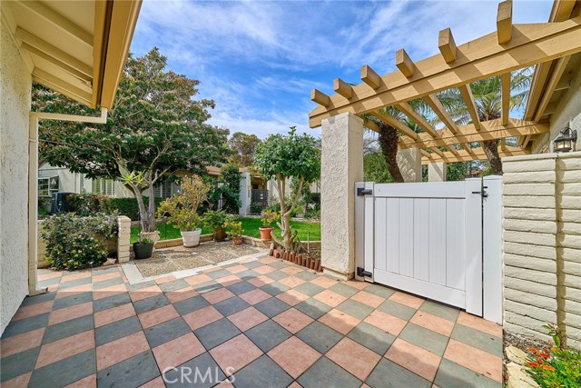 Detail Gallery Image 25 of 26 For 3287 San Amadeo #B,  Laguna Woods,  CA 92637 - 2 Beds | 2 Baths