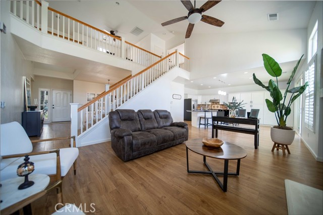 6028 W Evergreen Avenue, Visalia CA: https://media.crmls.org/medias/c5444cfe-b3a8-4512-8ec9-c8446778adbd.jpg