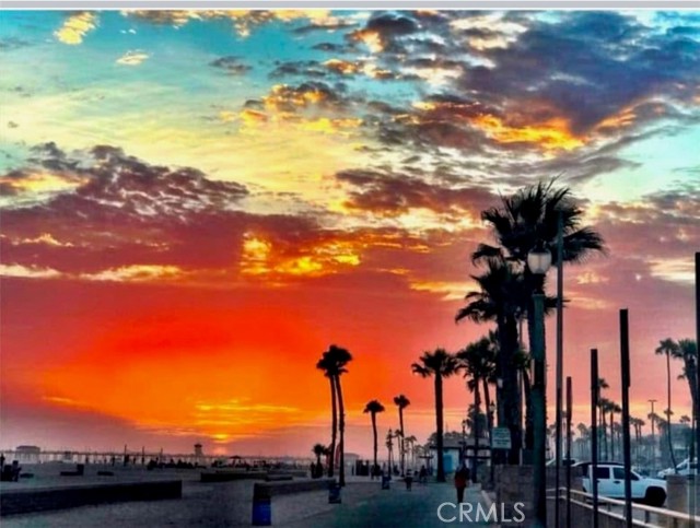 6852 Vista Del Sol Drive, Huntington Beach CA: https://media.crmls.org/medias/c544efd4-f3c6-4873-8be2-8b8cfe43aebe.jpg