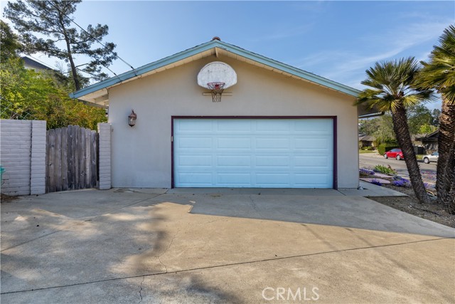 Detail Gallery Image 4 of 60 For 668 Patricia Dr, San Luis Obispo,  CA 93405 - 4 Beds | 2 Baths