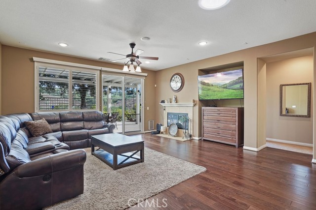 Detail Gallery Image 11 of 47 For 32004 Teal Ct, Yucaipa,  CA 92399 - 4 Beds | 2 Baths