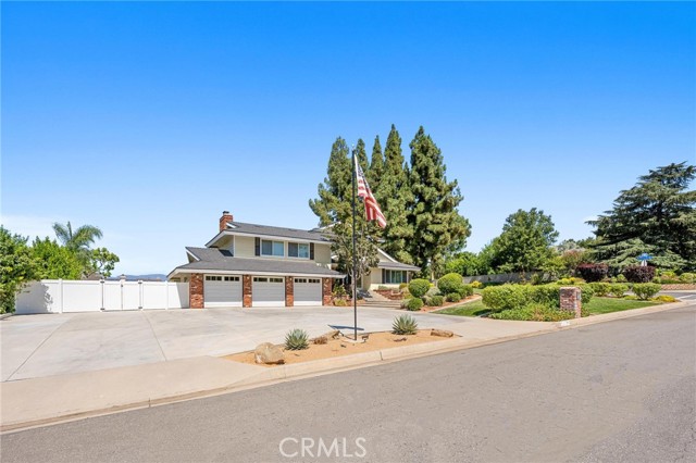 30746 E Sunset S Drive, Redlands CA: https://media.crmls.org/medias/c546d85d-961c-4826-a11f-07ac7483c145.jpg