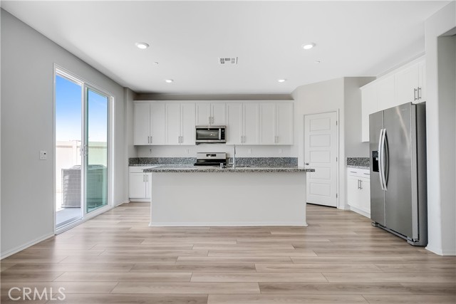 32939 Fleets Road, Menifee CA: https://media.crmls.org/medias/c5477d30-c3d2-4e65-8414-9ca654a7ef34.jpg