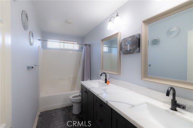 Detail Gallery Image 17 of 25 For 27859 Cirrus Cir, Corona,  CA 92883 - 5 Beds | 2/1 Baths