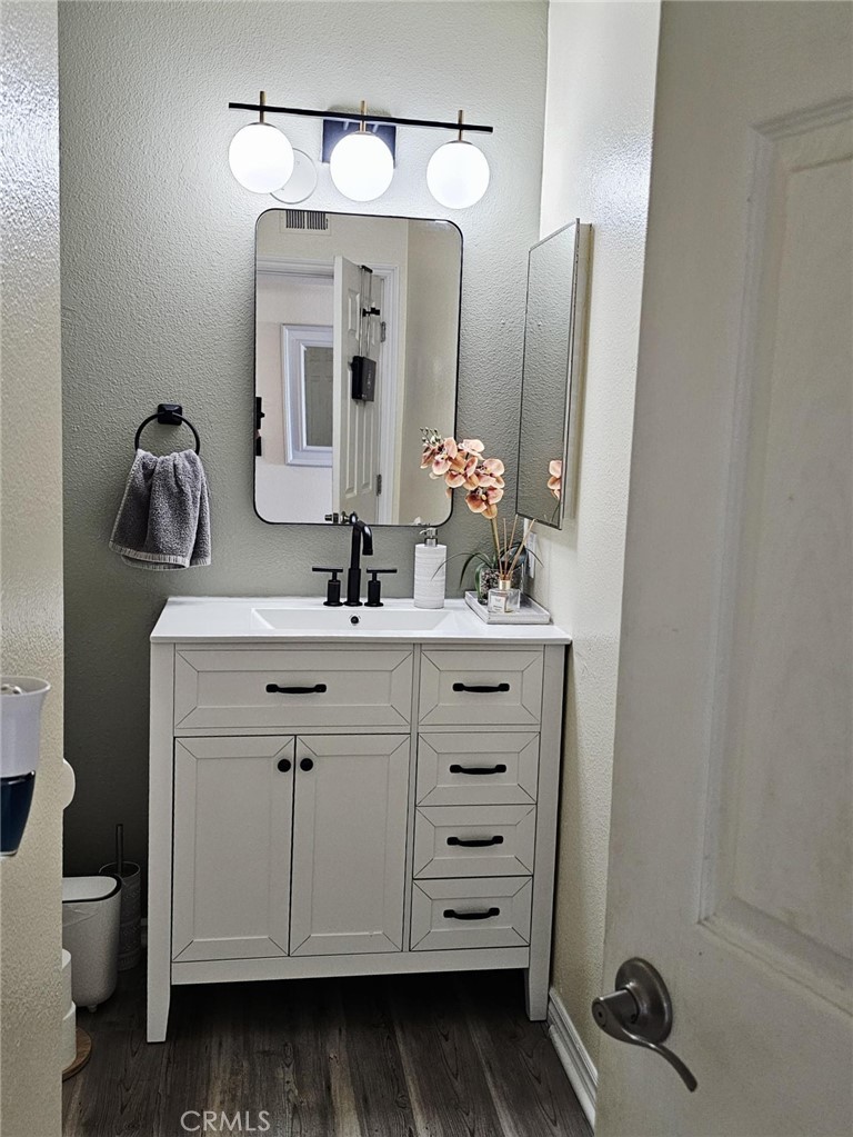 https://media.crmls.org/medias/c547cb18-d9cf-4788-8eca-22cd6069653b.jpg?preset=X-Large