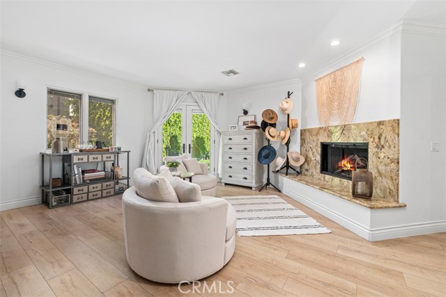 Detail Gallery Image 26 of 41 For 600 Cliff Dr, Newport Beach,  CA 92663 - 5 Beds | 4/1 Baths